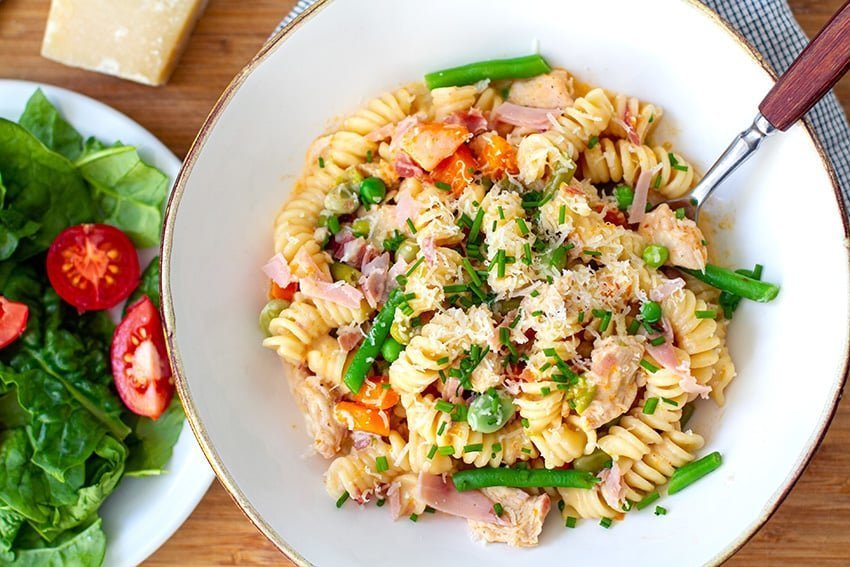 INSTANT POT CHICKEN, HAM & VEGETABLE PASTA