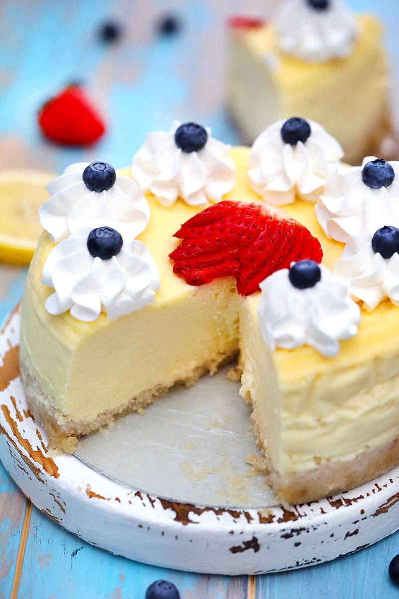 Lemon Cheesecake (Keto, Low-Carb)