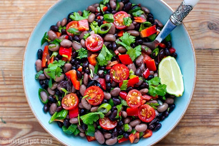 MEXICAN BEAN SALAD (VEGAN & GLUTEN-FREE)