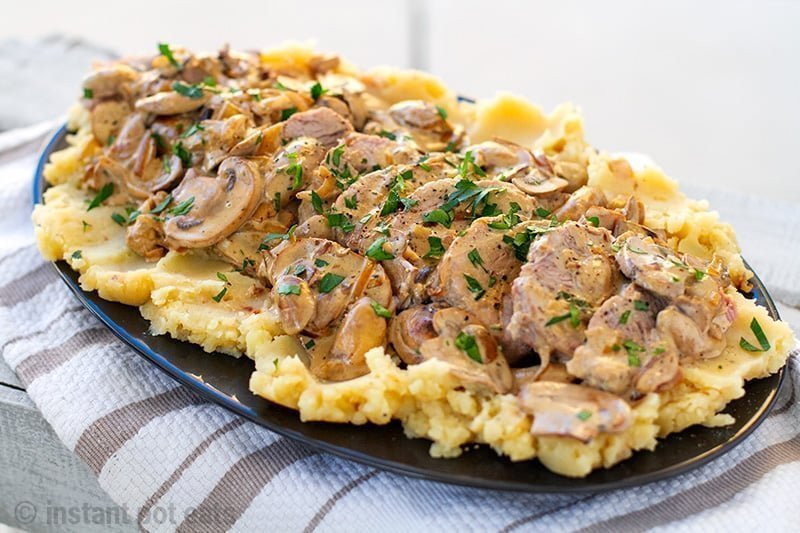 INSTANT POT PORK TENDERLOIN & POTATOES WITH CREAMY MUSHROOM SAUCE