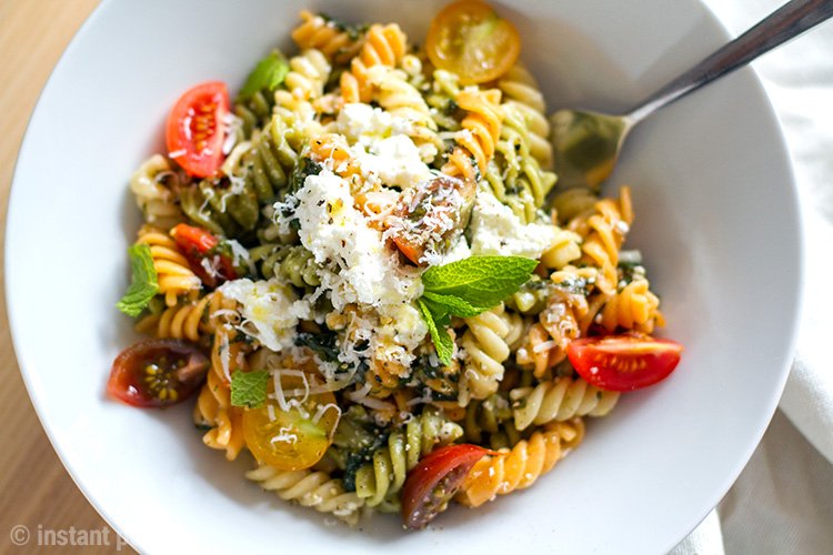 Instant Pot Pasta with Ricotta, Lemon & Spinach
