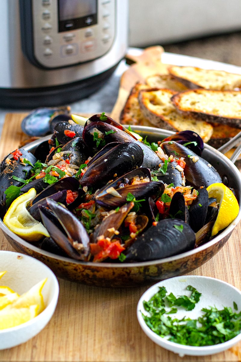 instant pot mussels marinara
