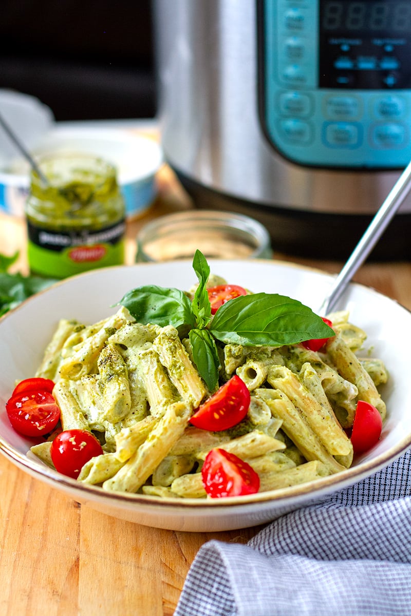Easy Creamy Pesto Penne Pasta