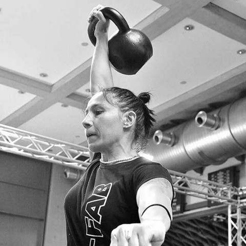 Lara Bizzotto, StrongFirst Certified SFG II, SFL Instructor, Iron Maiden