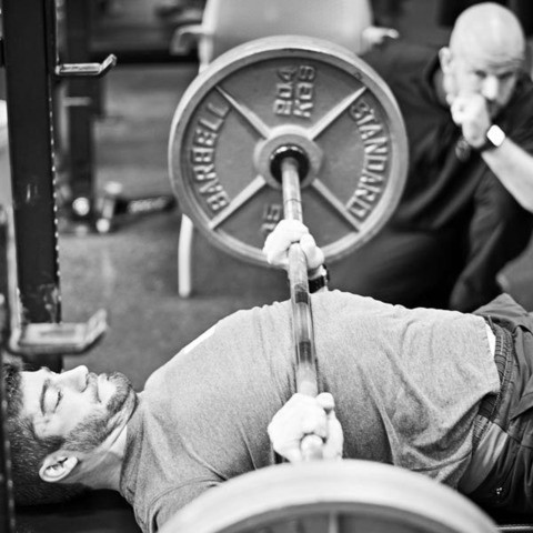 strongfirst-bench-press-pause