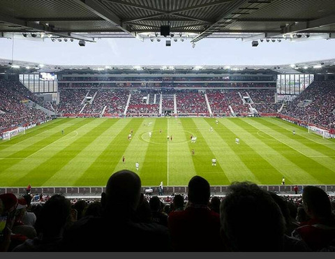 Bundesliga stadium capacity gameday 8 and 9