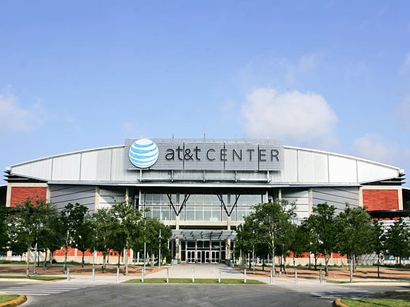 San Antonio Spurts exploring a new arena