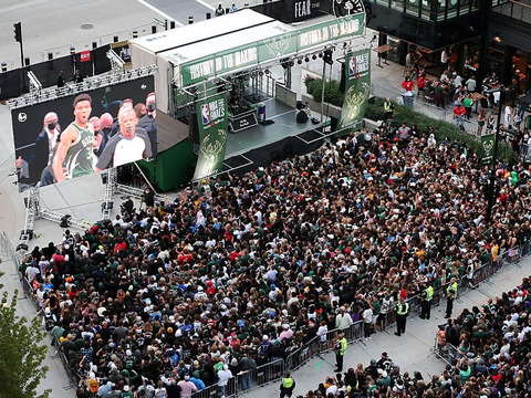 Deer District brings Finals excitement to the masses in Milwaukee