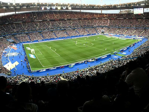 PSG owners considering buying Stade de France