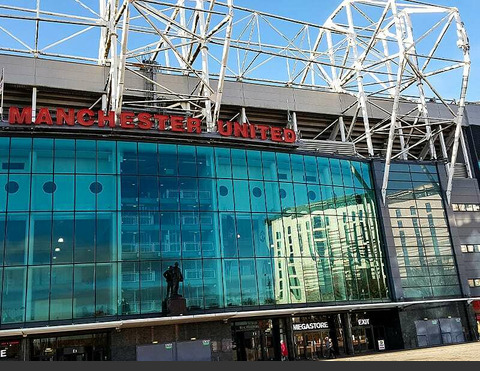 Man United might sell TV rights to fund stadium