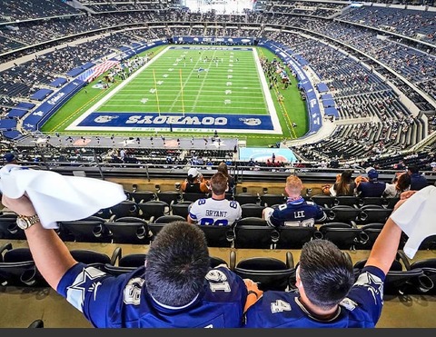 AT&T stadium back with fans Sept 2020