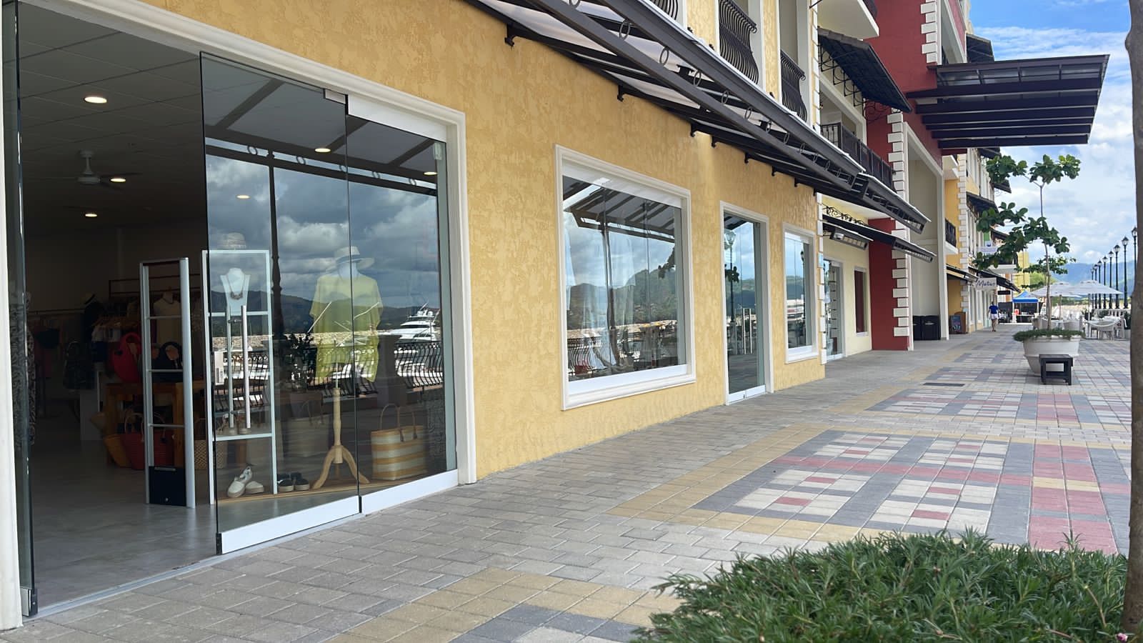 Turn Key Business For Sale At The Flamingo Marina New Luxury Commercial Building