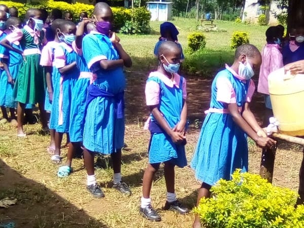 matsakha primary students in queue