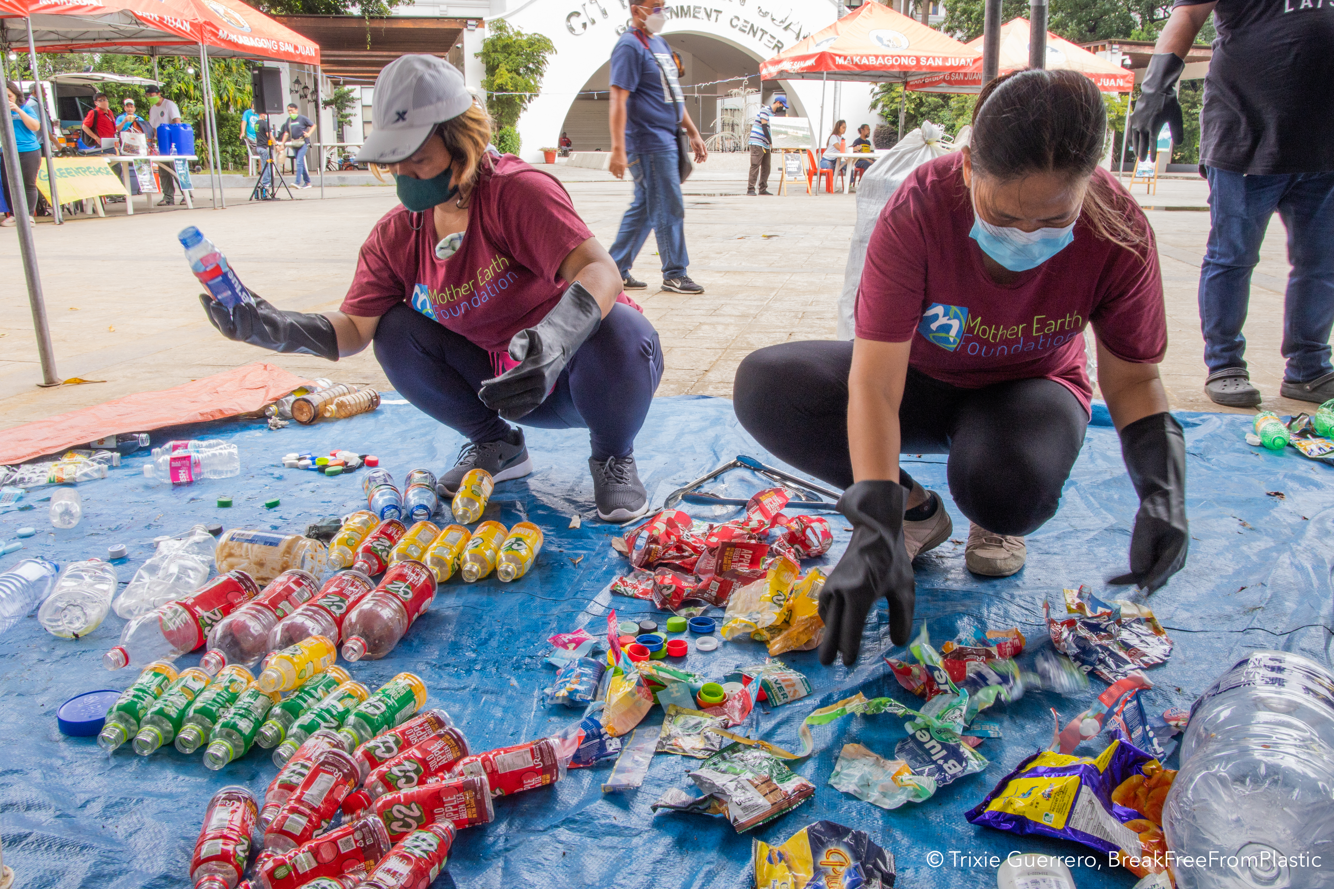 Screenshot of the Zoom room during the Africa Zero Waste and Climate Action Workshop celebrating International Youth Day. The #breakfreefromplastic and GAIA logos appear in the top right corner.